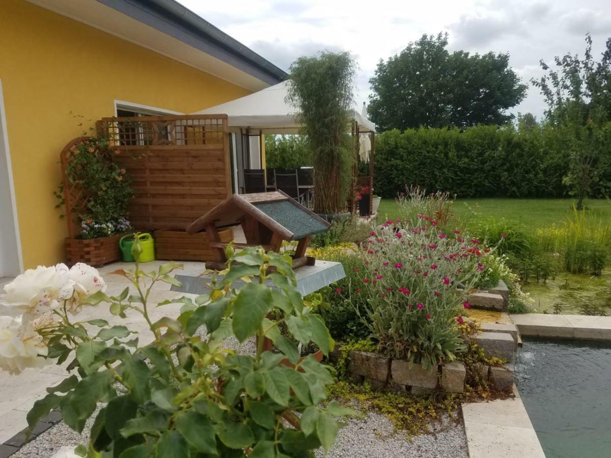 Ferienhaus Zum Imker Velten Εξωτερικό φωτογραφία