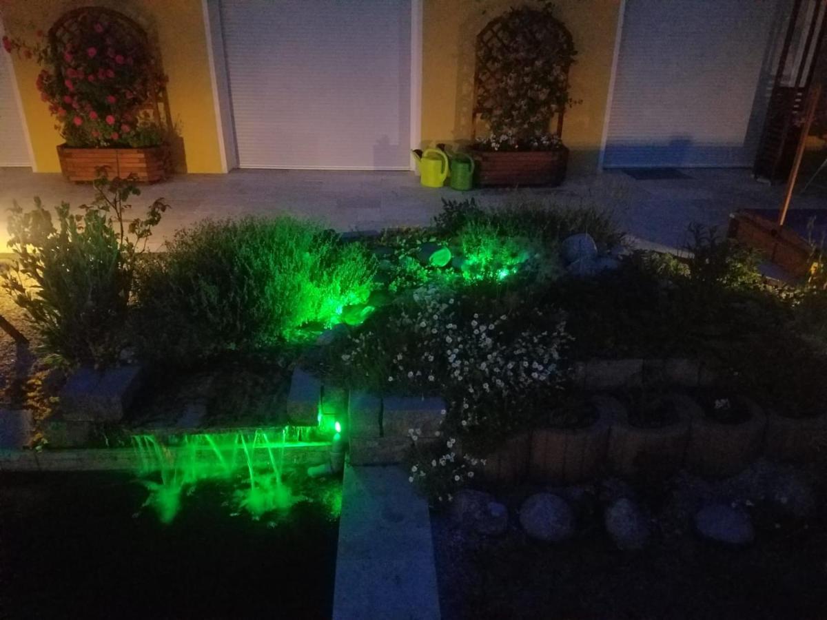 Ferienhaus Zum Imker Velten Εξωτερικό φωτογραφία